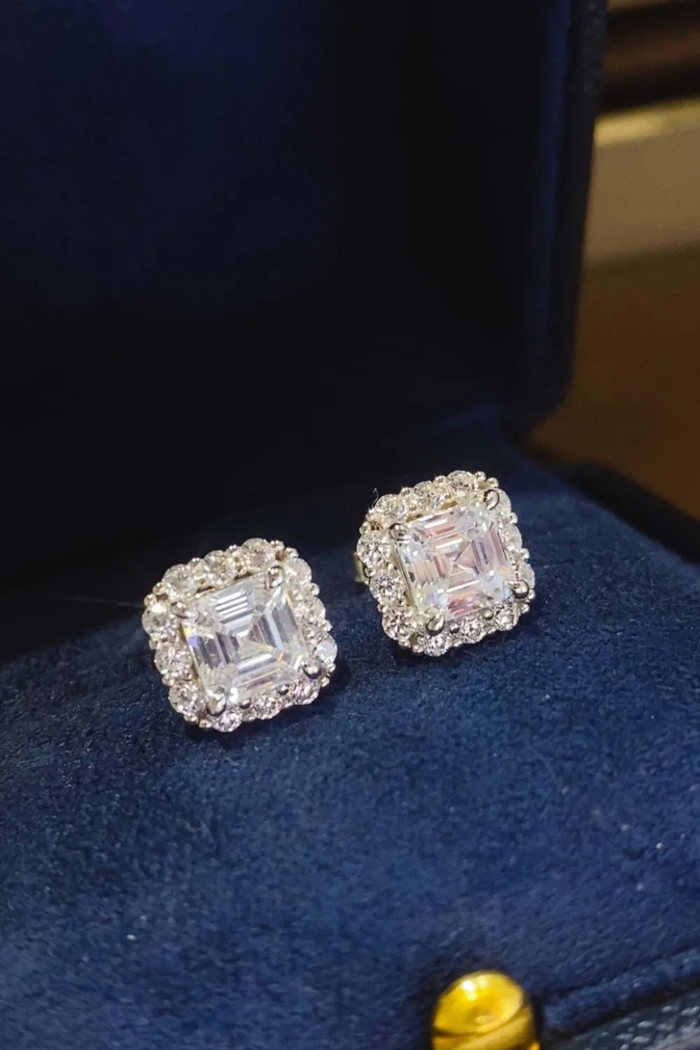 2 Carat Moissanite 925 Sterling Silver Stud Earrings - Simply Just Deals LLC2 Carat Moissanite 925 Sterling Silver Stud Earrings100500661111509SilverOne Sizedb4b368f - 4c5b - 45ca - 988f - 4ac0fe1f23e1 - Max