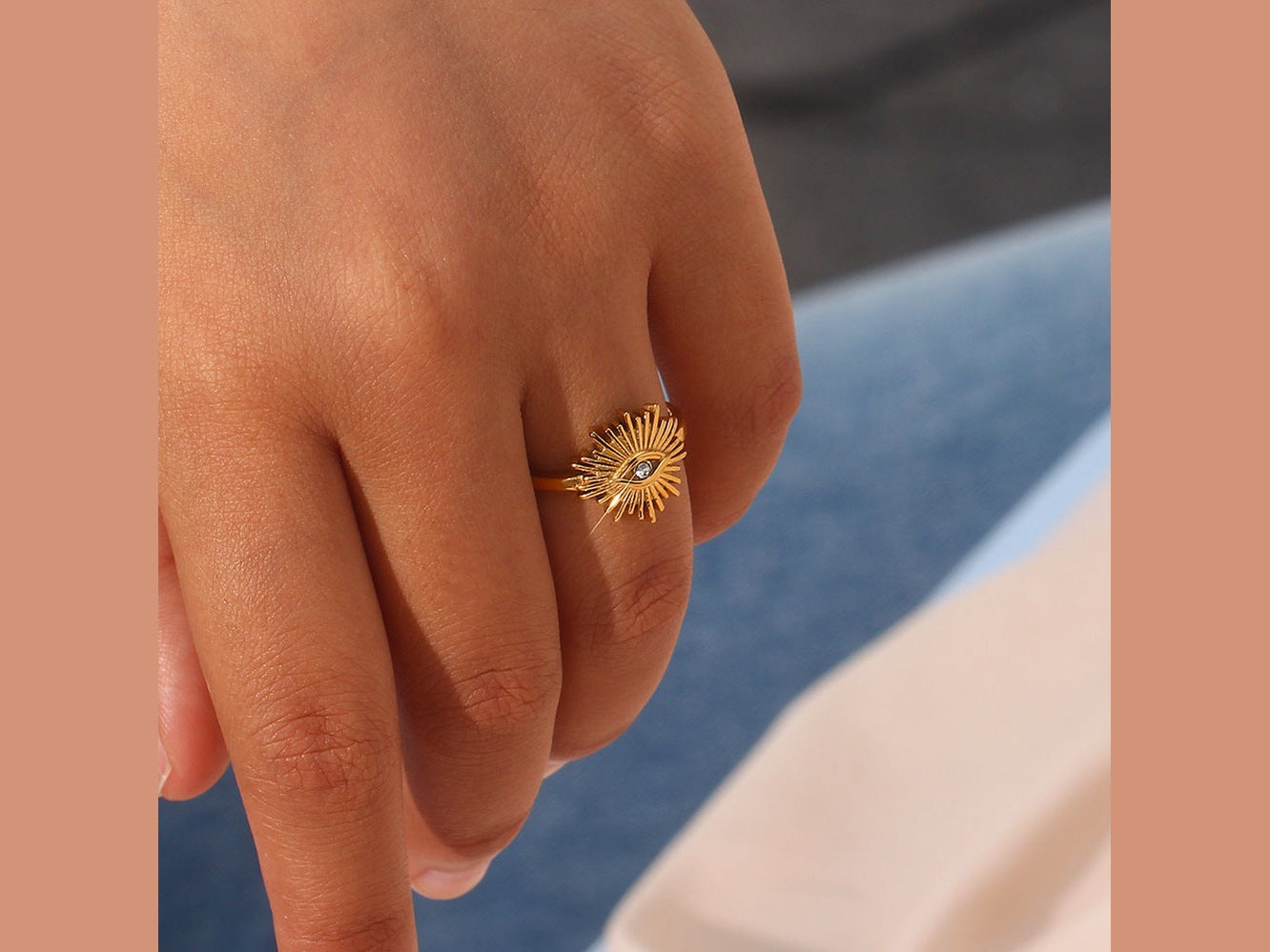 Solana Gold Ring