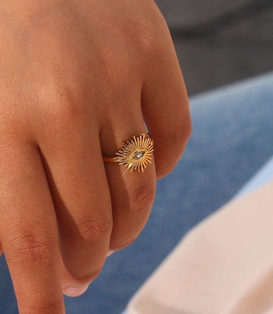 Solana Gold Ring