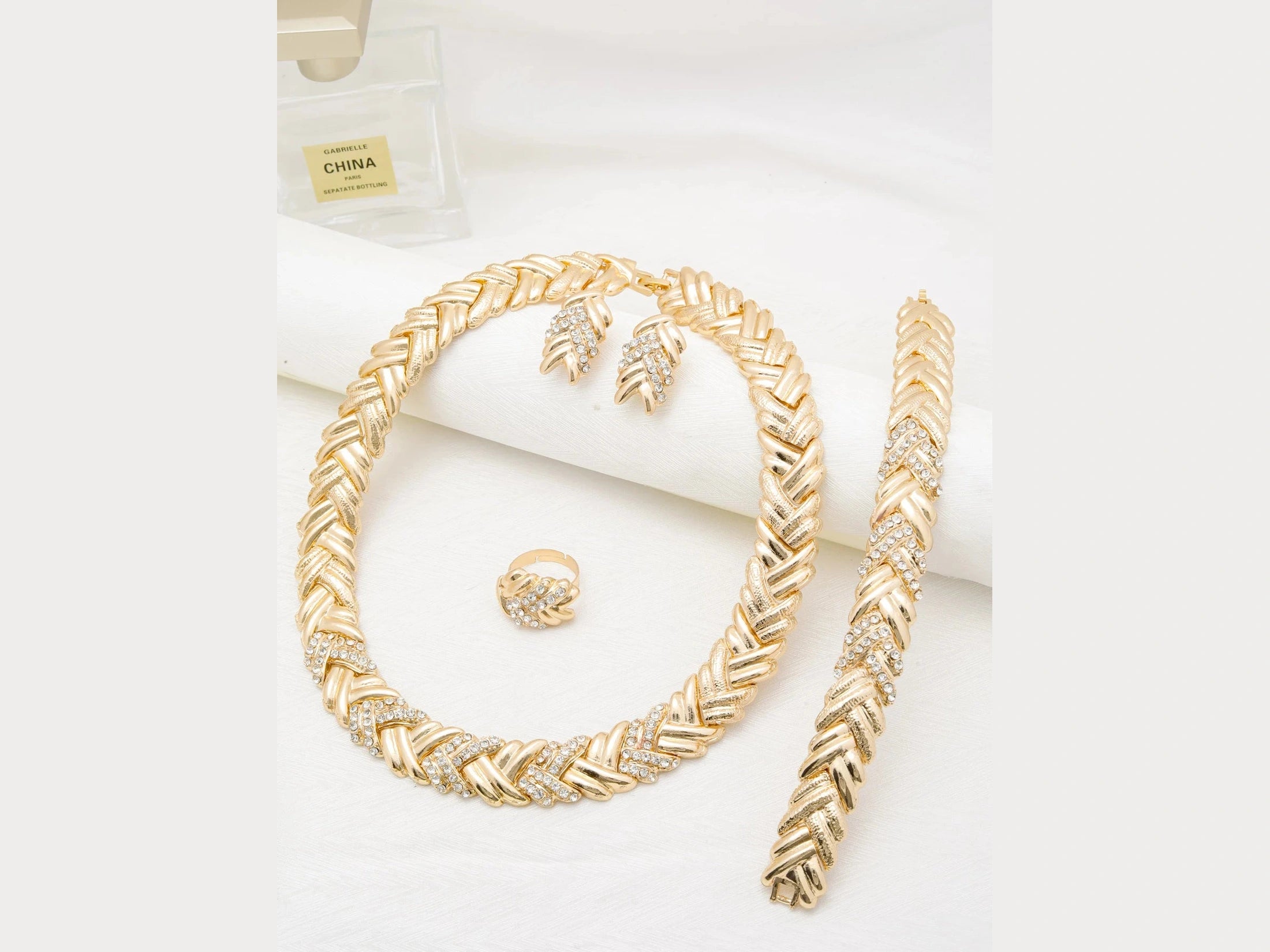 Dubai Jewelry Set For Woman 18K Gold Plated Luxury Necklace Earrings Bracelet and Ring Set Jewelry Wedding Party Trending - Simply Just Deals LLC