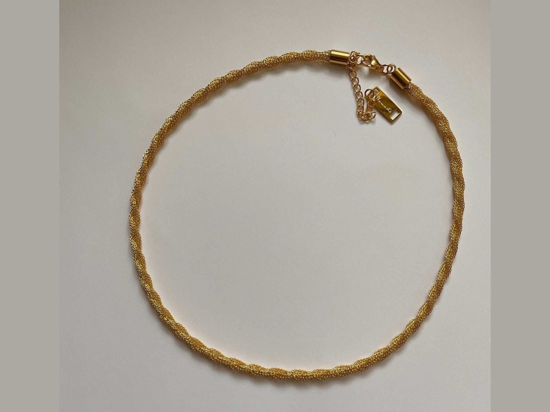 Anna Twisted Chain Necklace - Simply Just Deals LLCAnna Twisted Chain NecklaceDC - 1641407Anna Twisted Chain Necklace