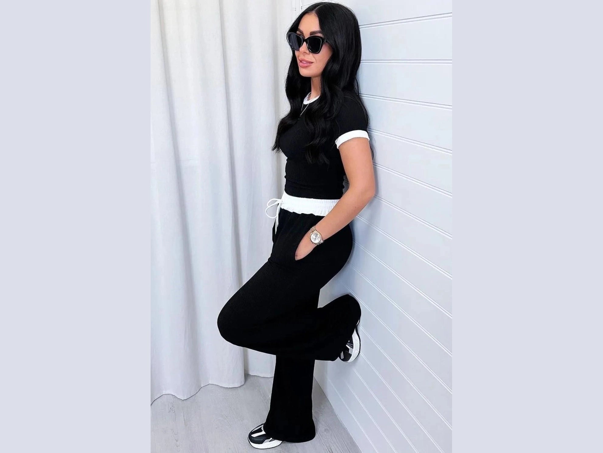 Contrast Trim Round Neck Top and Pants Set - Simply Just Deals LLCContrast Trim Round Neck Top and Pants Set100100391891867BlackS6c1c94e4 - fa7e - 46a1 - bc80 - f54656c1c866 - Max
