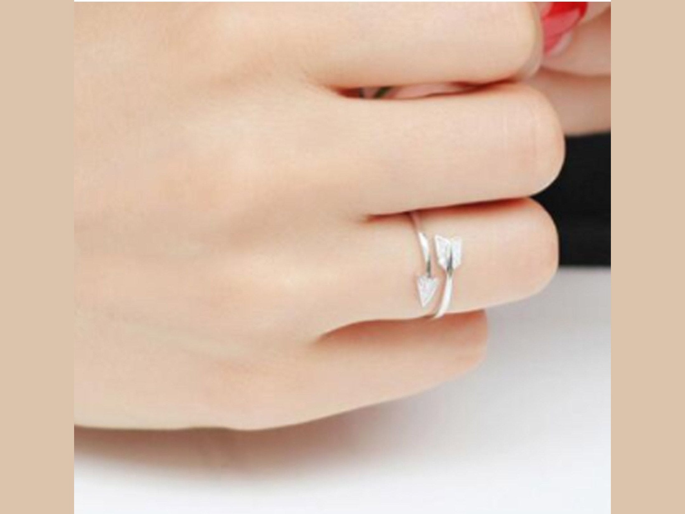 Diamond Arrow Ring - Simply Just Deals LLCDiamond Arrow Ring0CJZBLXLX08478 - SilverSilverDiamond Arrow Ring