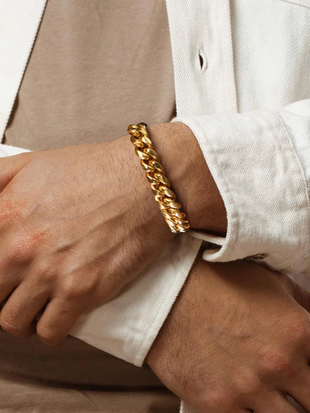 Gold Plated Bracelet for Men Chunky Cuban Bracelet 10MM 7.5 Inch Chain Bracelet Stainless Steel Gift for Him - Simply Just Deals LLCGold Plated Bracelet for Men Chunky Cuban Bracelet 10MM 7.5 Inch Chain Bracelet Stainless Steel Gift for Him7ae22dd1-6e76-4345-ab46-47cf9c9339f07.5 In10Mm02.14K Gold PlatedGold Plated Bracelet for Men Chunky Cuban Bracelet 10MM 7.5 Inch Chain Bracelet Stainless Steel Gift for Him