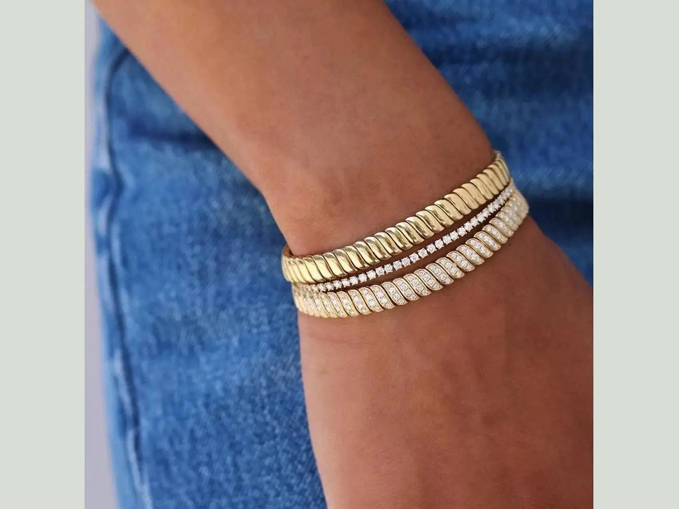 Iced Out Bling Cz 10mm Width nake Chain Bracelet Micro Pave 5A Cubic Zirconia High Quality Classic Trendy Hiphop Women Jewelry - Simply Just Deals LLCIced Out Bling Cz 10mm Width nake Chain Bracelet Micro Pave 5A Cubic Zirconia High Quality Classic Trendy Hiphop Women Jewelry200001034:5740bracelet silver 16cmbracelet silver 16cmIced Out Bling Cz 10mm Width nake Chain Bracelet Micro Pave 5A Cubic Zirconia High Quality Classic Trendy Hiphop Women Jewelry