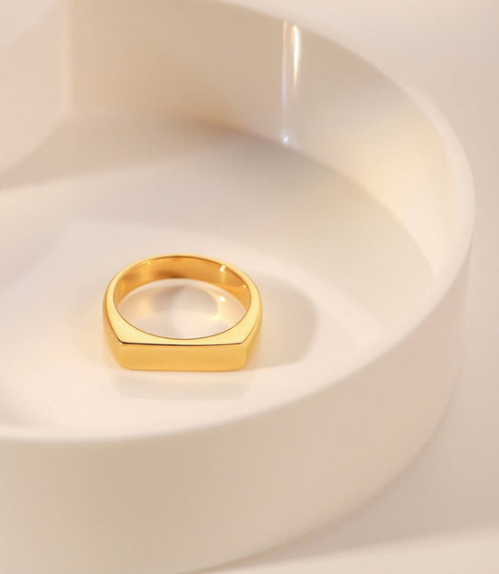 Lana Gold Ring - Simply Just Deals LLCLana Gold Ring0CJLX191973101AZGoldNo6Lana Gold Ring