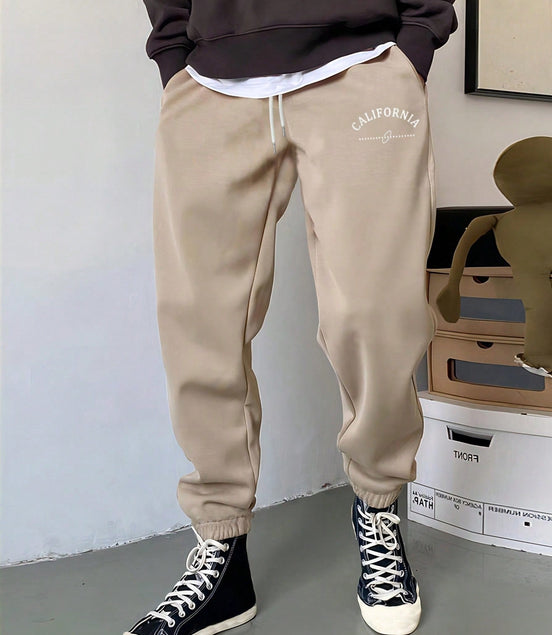 Manfinity Hypemode Men Letter Graphic Drawstring Waist Sweatpants - Simply Just Deals LLCManfinity Hypemode Men Letter Graphic Drawstring Waist Sweatpants2acd533e-0bb5-45cc-a7b1-c17d0390e715KhakiS (66.9 - 68.9 Inch)Manfinity Hypemode Men Letter Graphic Drawstring Waist Sweatpants