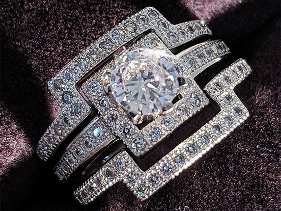 Variety of wearing rings - Simply Just Deals LLCVariety of wearing rings0CJZBLXLX08511 - Silver - 14thSilver14thVariety of wearing rings